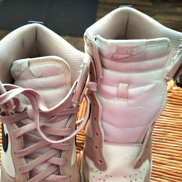 Women’s Dunk High Fossil Stone sneakers  size 10 - Picture 6 of 7